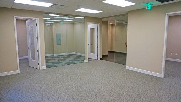 Galleria Court: 9130 Galleria Ct, Naples, FL 34109